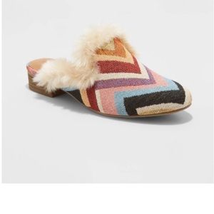 NIB Chevron Faux Fur Lined Mules